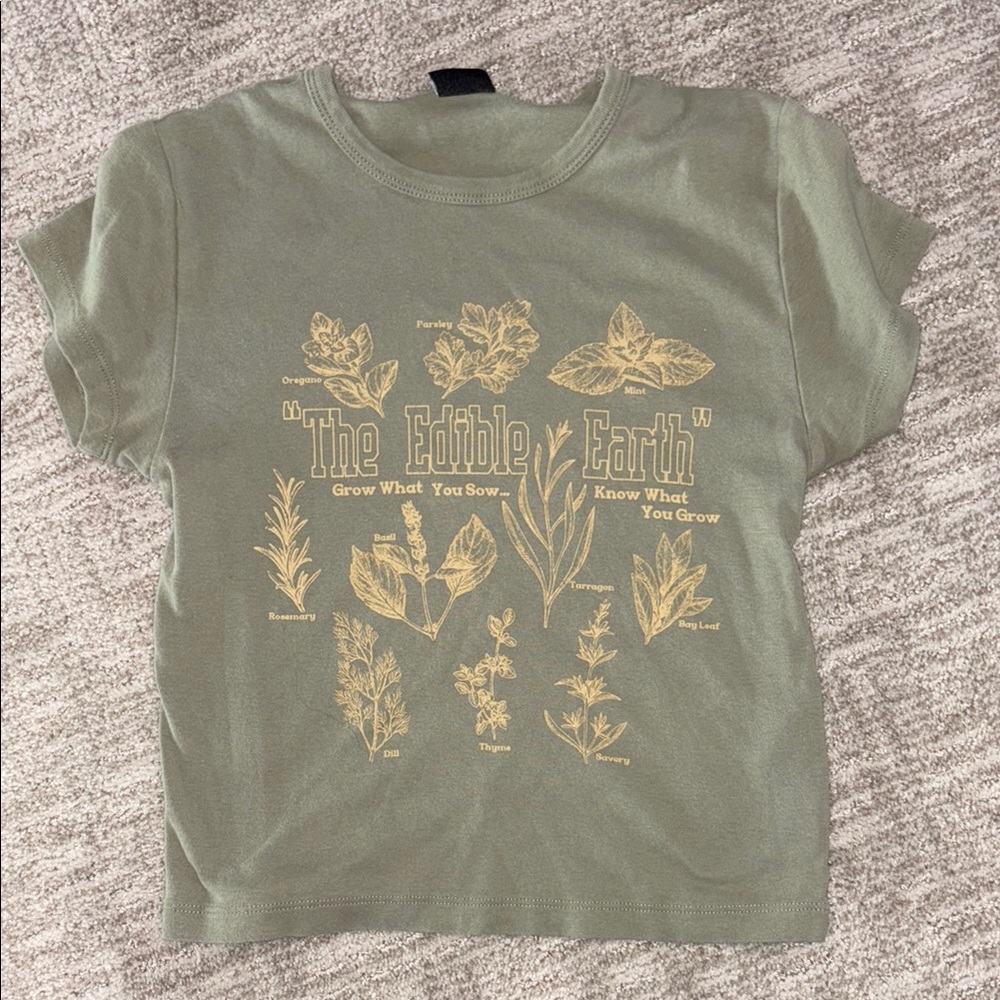 Urban Outfitters Green Short Sleeve Tee with Botanical Print